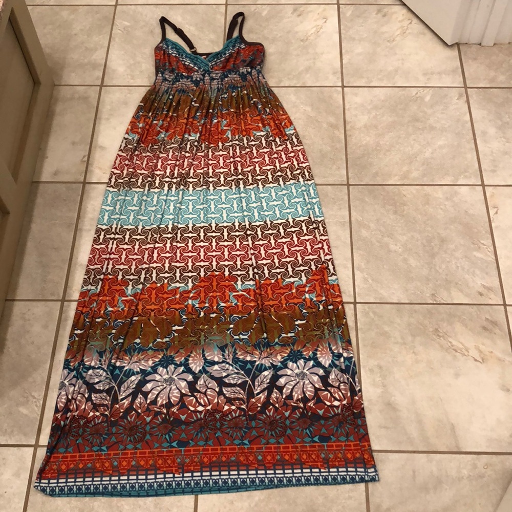 Colorful full length dress. Adjustable straps